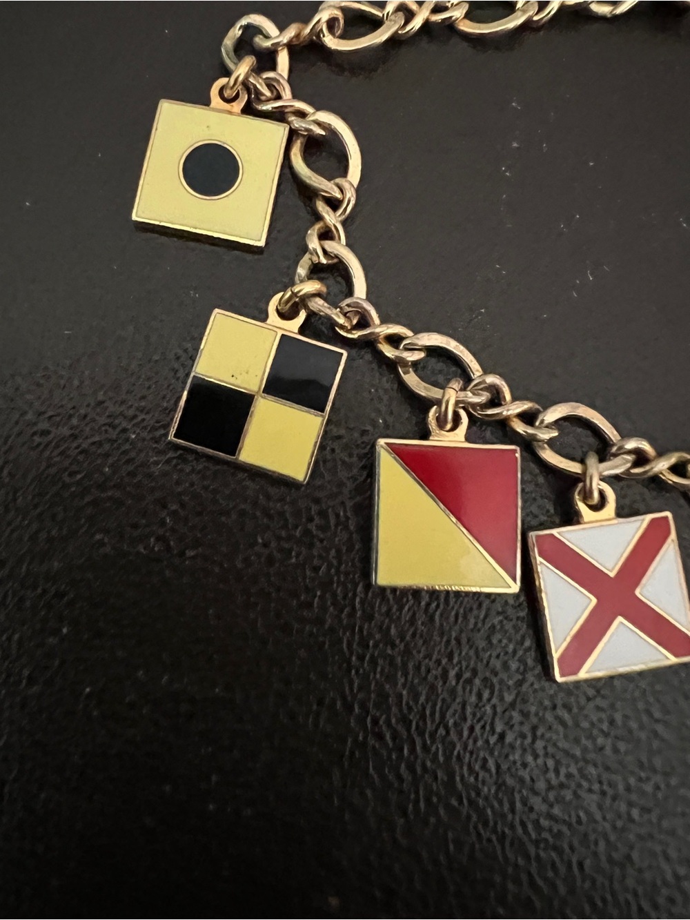 Vintage Nautical I Love You Signal Flag Gold Tone Charm Bracelet - Picture 2 of 6